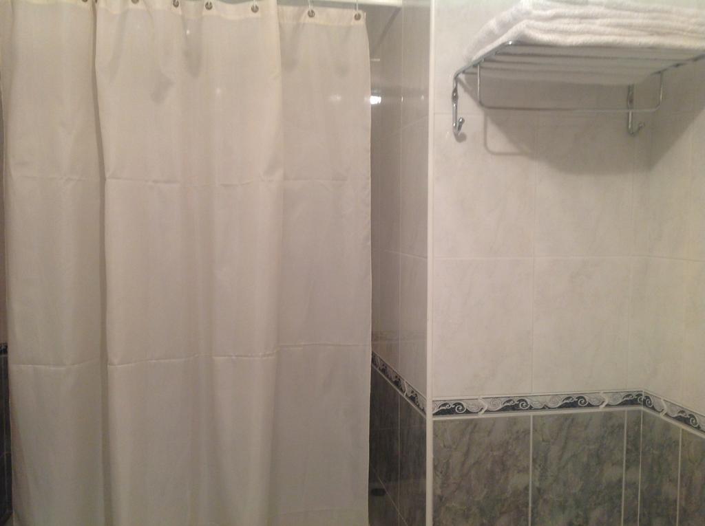 Hostal San Froilan La Virgen del Camino Room photo
